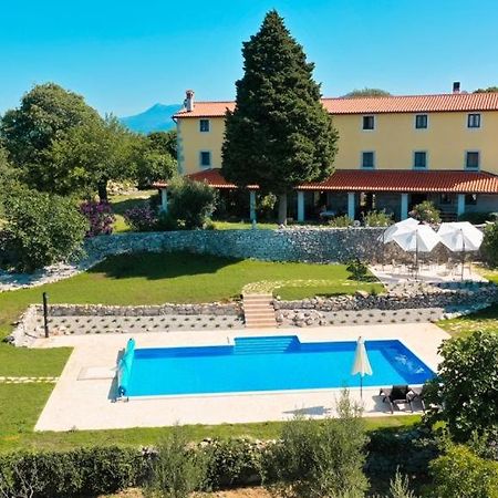 Villa Calussovo Ripenda Kras Eksteriør billede