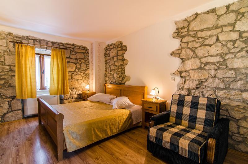 Villa Calussovo Ripenda Kras Eksteriør billede